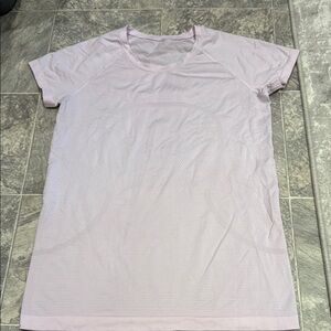 lululemon athletica Soft Pink Short Sleeve Tee